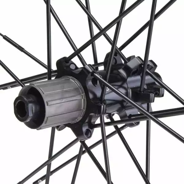 Paire De Roues CRANKBROTHERS IODINE 2 27,5'' Axe Av. 15x110 Mm - Ar. 12x148 Mm Boost Noir/Gris 5 Paire De Roues CRANKBROTHERS IODINE 2 27,5'' Axe Av. 15x110 Mm - Ar. 12x148 Mm Boost Noir/Gris – Image 3