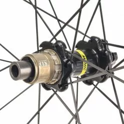 Roue Arrière MAVIC CROSSMAX PRO CARBON 27,5'' Axe 12x148 Mm Boost 12 Roue Arrière MAVIC CROSSMAX PRO CARBON 27,5'' Axe 12x148 Mm Boost -Roues VTT 29 Soldes Magasin 600x600 155957 15384874001908 1