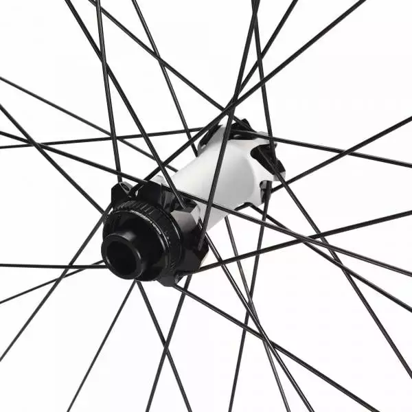 Dt-swiss Paire De Roues DT SWISS H 1700 SPLINE HYBRID 30 Mm 27,5'' Axe Av. 15x110 Mm - Ar. 12x148 Mm Boost Center Lock 4 Dt-swiss Paire De Roues DT SWISS H 1700 SPLINE HYBRID 30 Mm 27,5'' Axe Av. 15x110 Mm - Ar. 12x148 Mm Boost Center Lock – Image 2